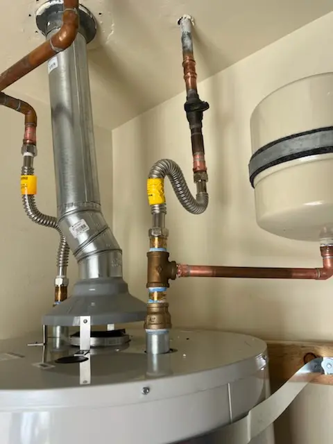 Water heater installation and plumbing repair in Booker Dairy Plantation Park